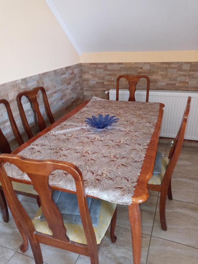 Napsugar Apartmanhaz Balatonlelle Exterior photo
