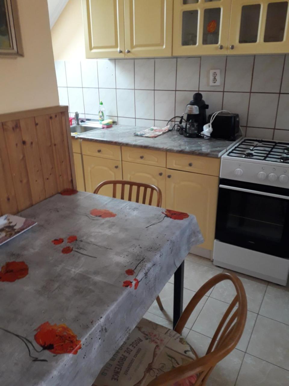 Napsugar Apartmanhaz Balatonlelle Exterior photo